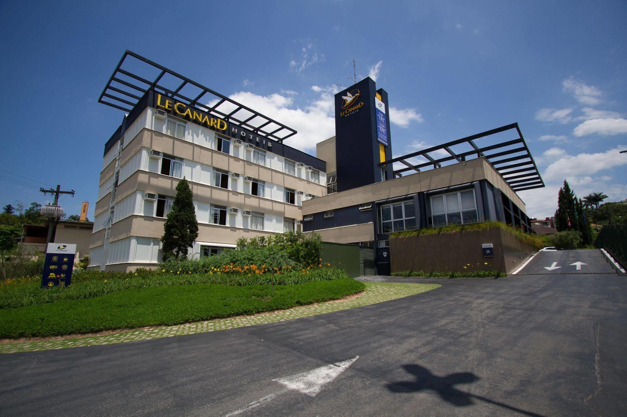 Le Canard Joinville Bagian luar foto